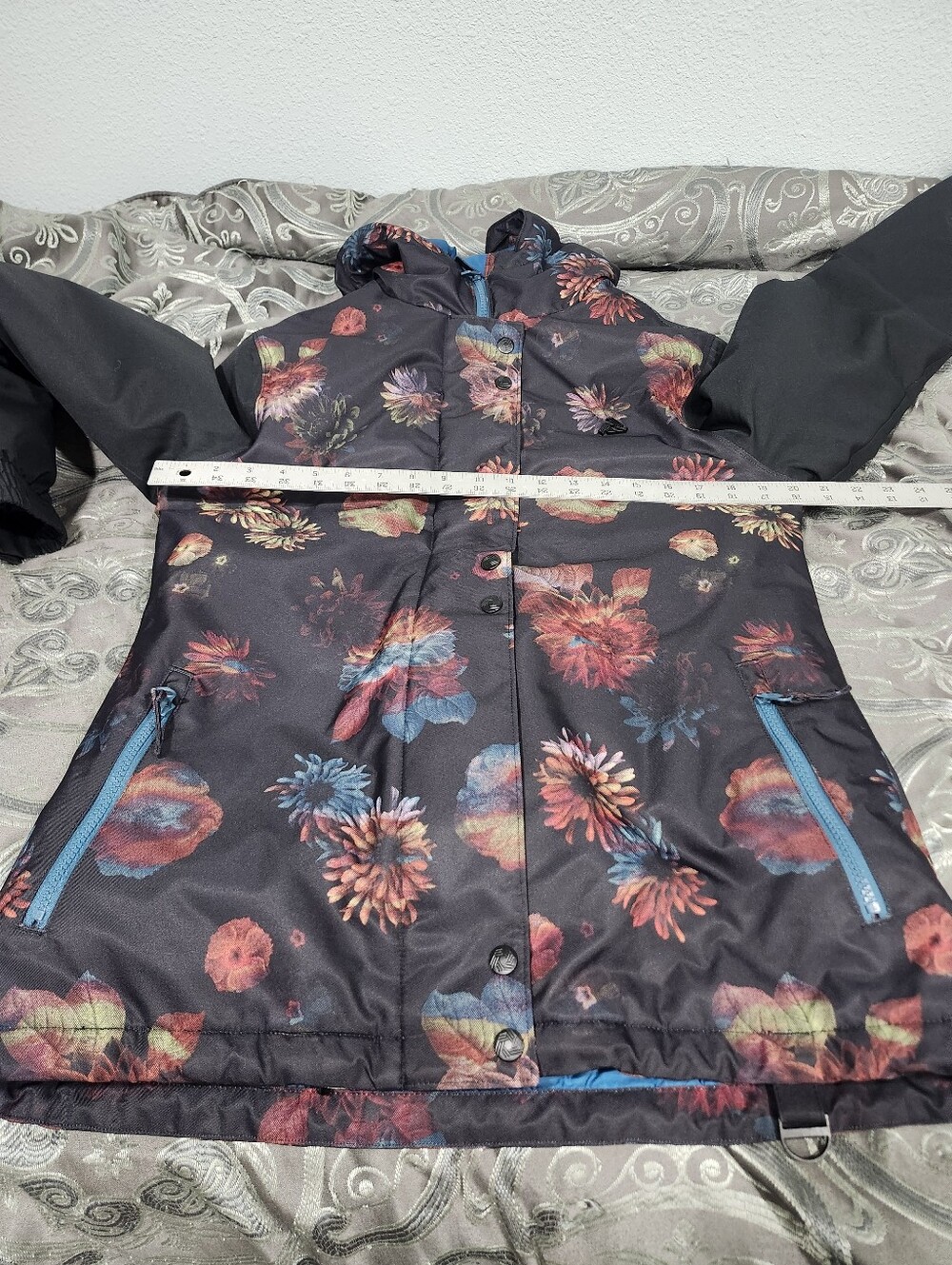 Aperture Floral Print Snowboarding Or Ski Coat Or Jacket Size M - Picture 5 of 6